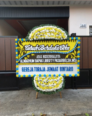 Papan Bunga Duka di Mijen