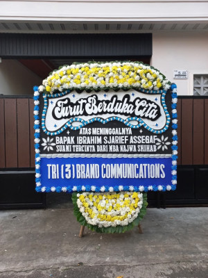 Papan Bunga Duka di Mijen